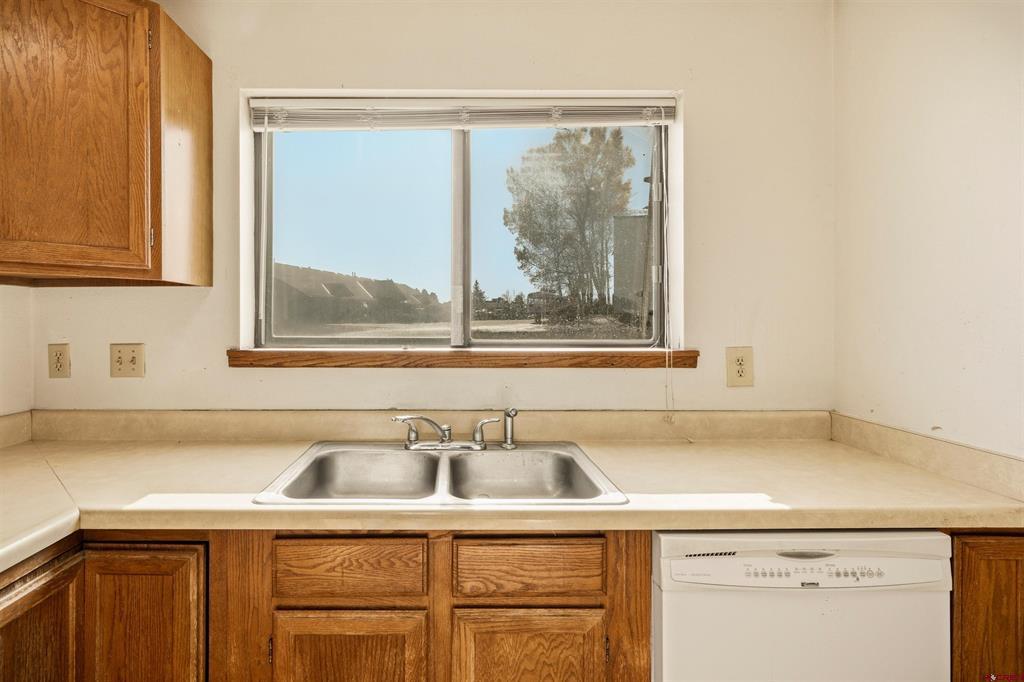 284 Talisman Drive 20