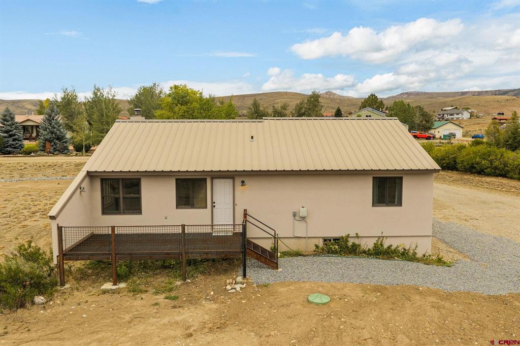 154 Tomichi Lane