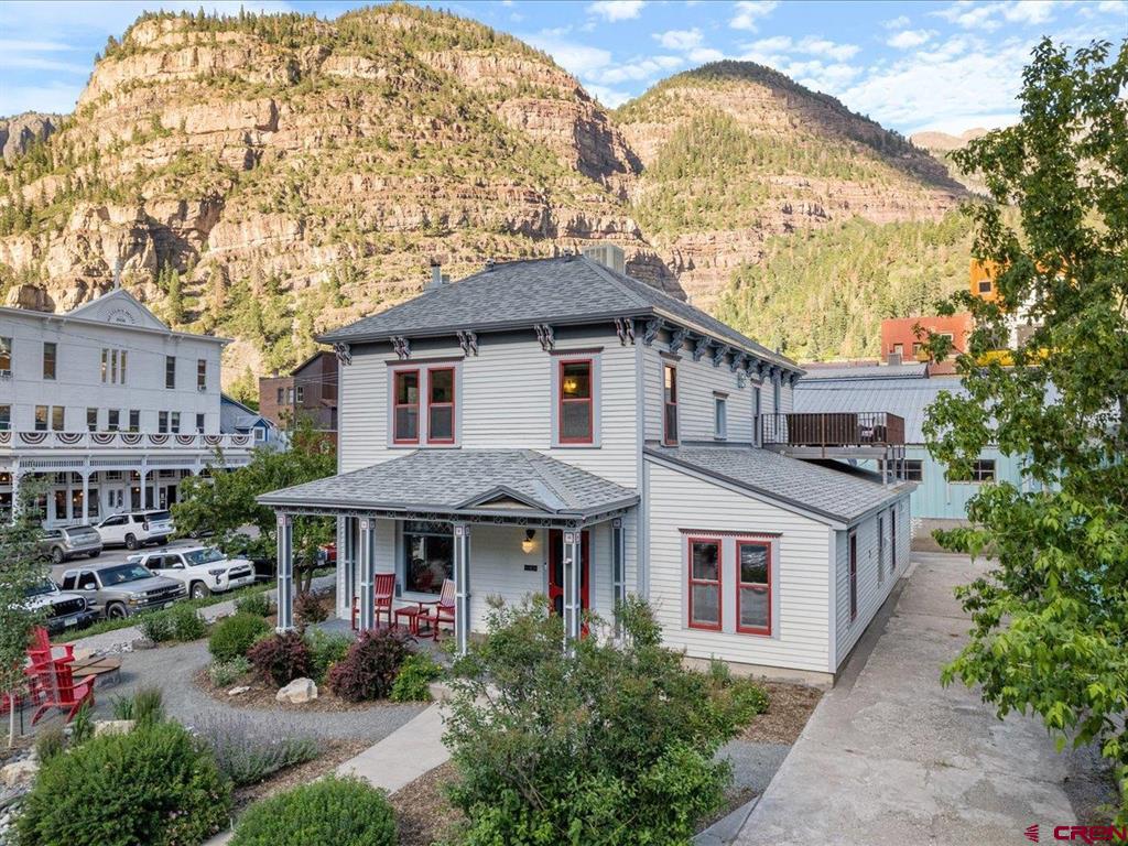 645 2nd Street