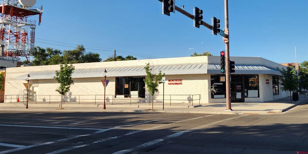 601 E Main Street