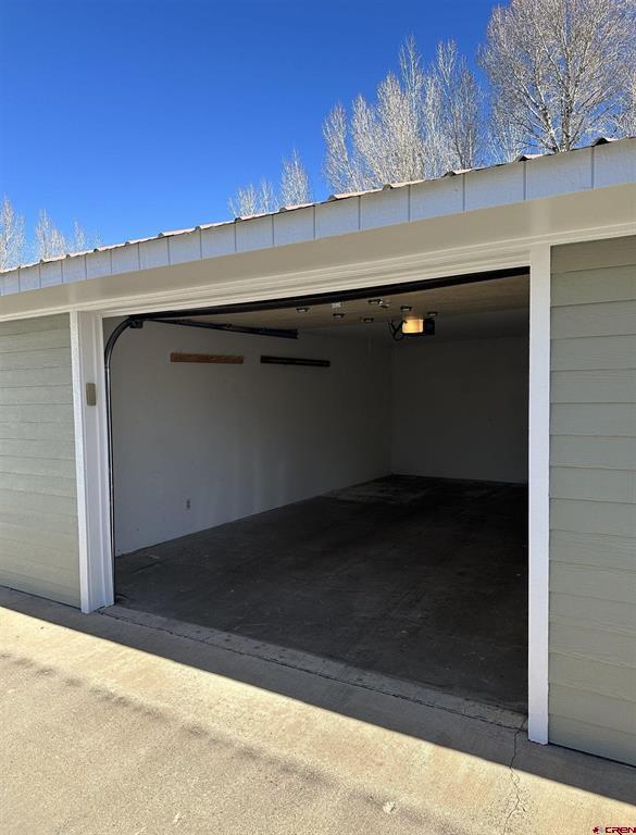 1200 W Highway 50 C1