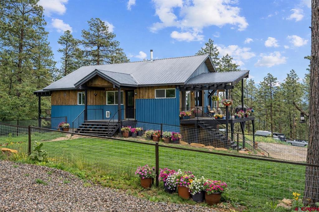 Durango, Colorado, 81301, United States, 3 Bedrooms Bedrooms, ,3 BathroomsBathrooms,Residential,Active,2017084