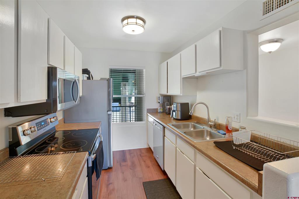 1100 Goeglein Gulch Road 223