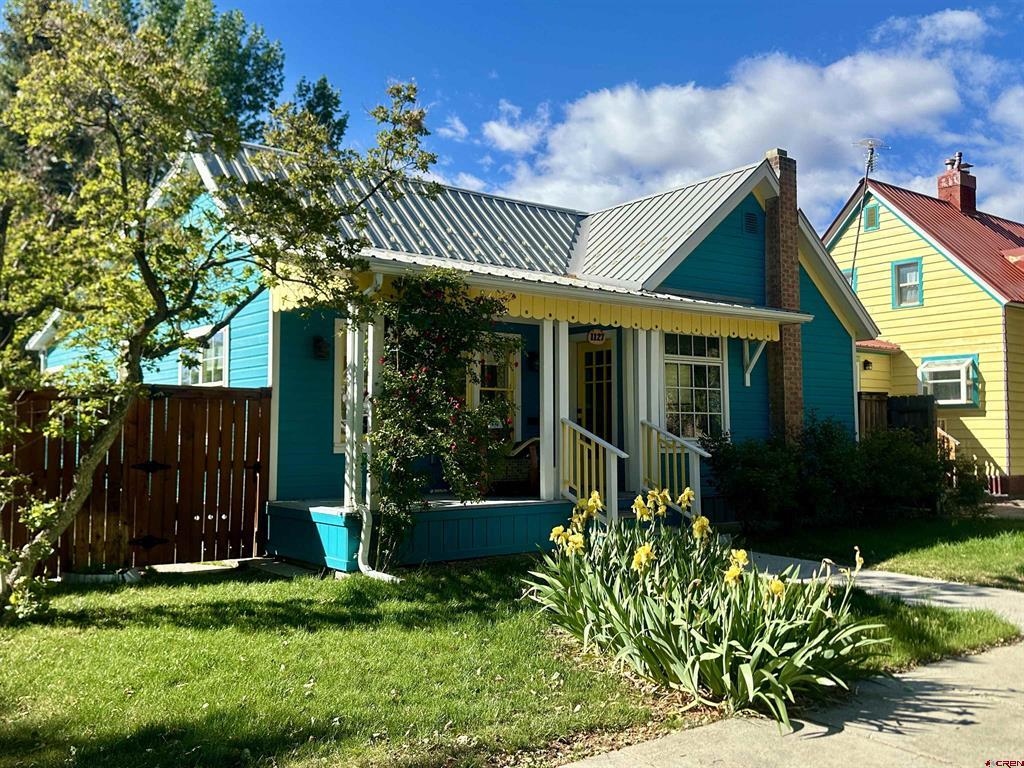 1127 S 3rd Street