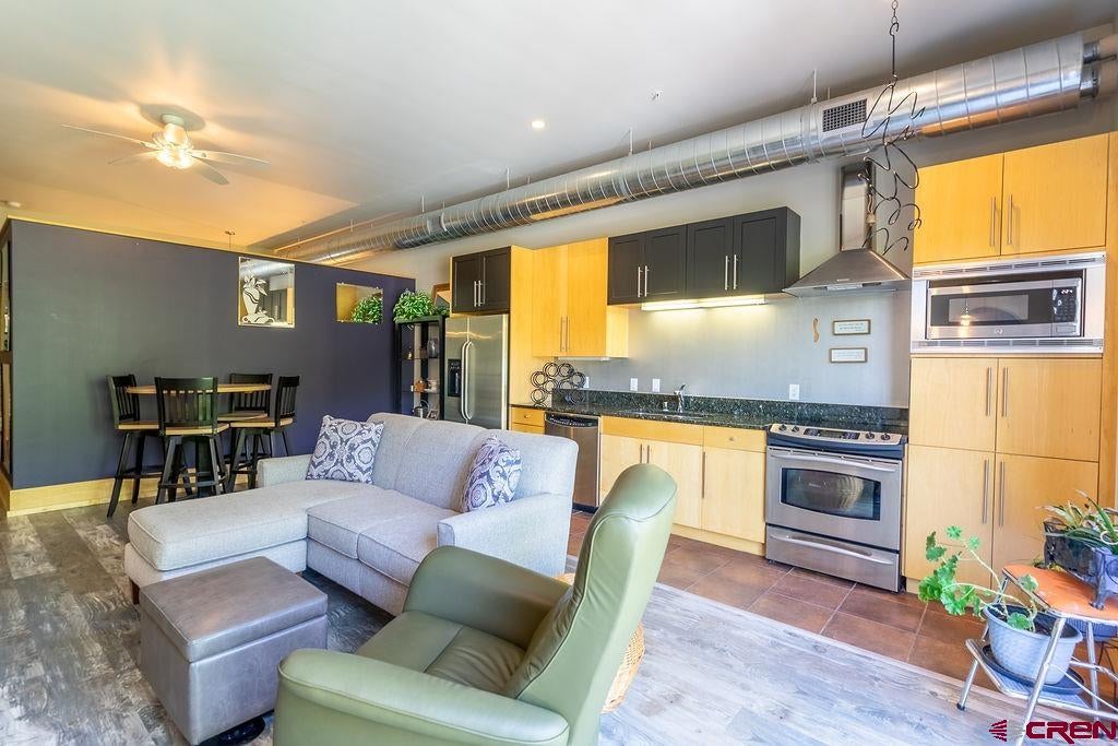 555 Rivergate Lane B2-247