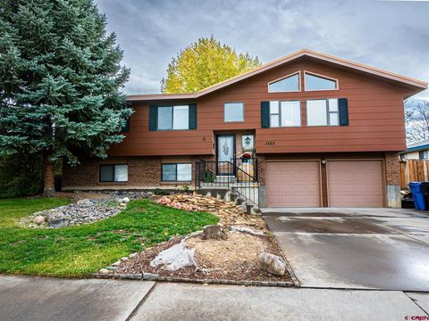 Photo of 1323 Manchester Drive, Montrose, CO 81401 (MLS # 829469) Photo of 1323 Manchester Drive, Montrose, CO 81401 (MLS # 829469)