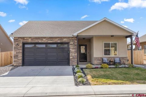 Photo of 1437 Weminuche Avenue, Montrose, CO 81401 (MLS # 834119)