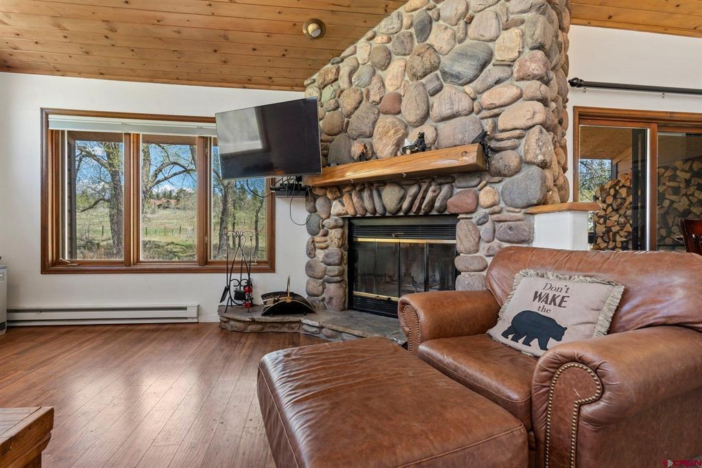 Durango, Colorado 81301, United States, 3 Bedrooms Bedrooms, ,3 BathroomsBathrooms,Residential,Active,136885