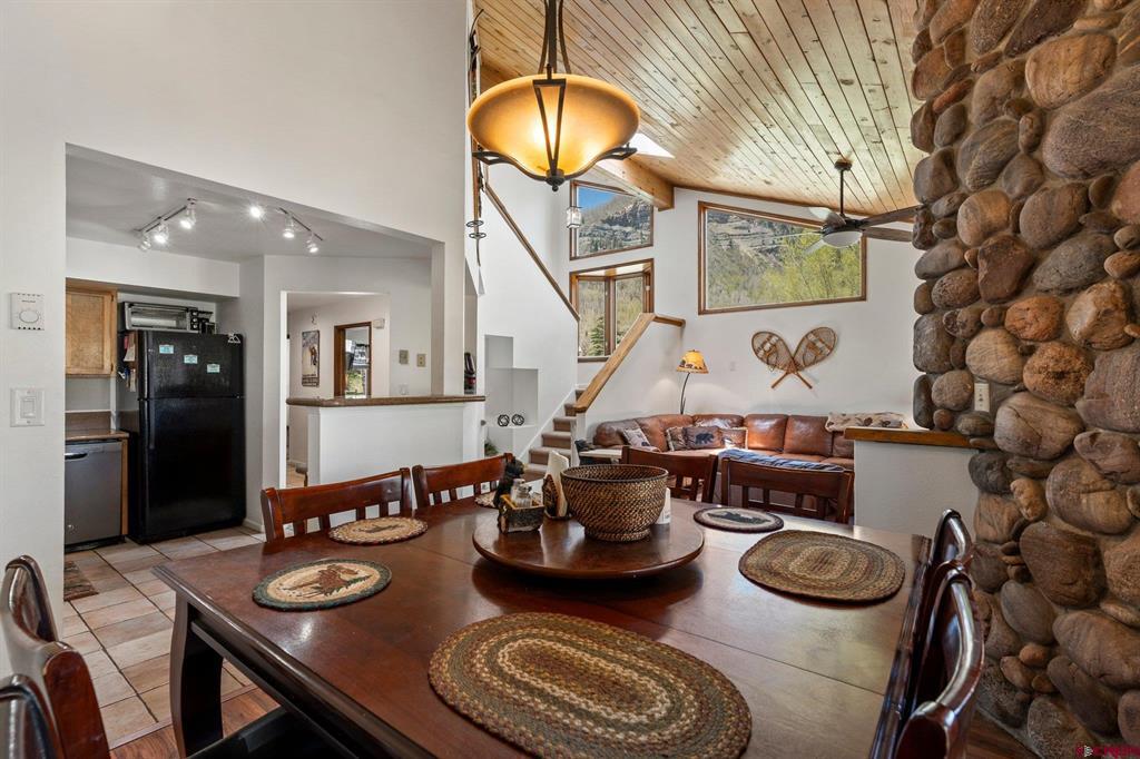 Durango, Colorado 81301, United States, 3 Bedrooms Bedrooms, ,3 BathroomsBathrooms,Residential,Active,136885