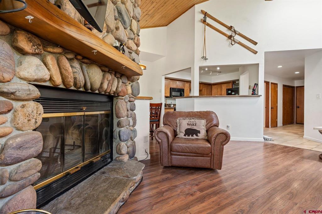 Durango, Colorado 81301, United States, 3 Bedrooms Bedrooms, ,3 BathroomsBathrooms,Residential,Active,136885