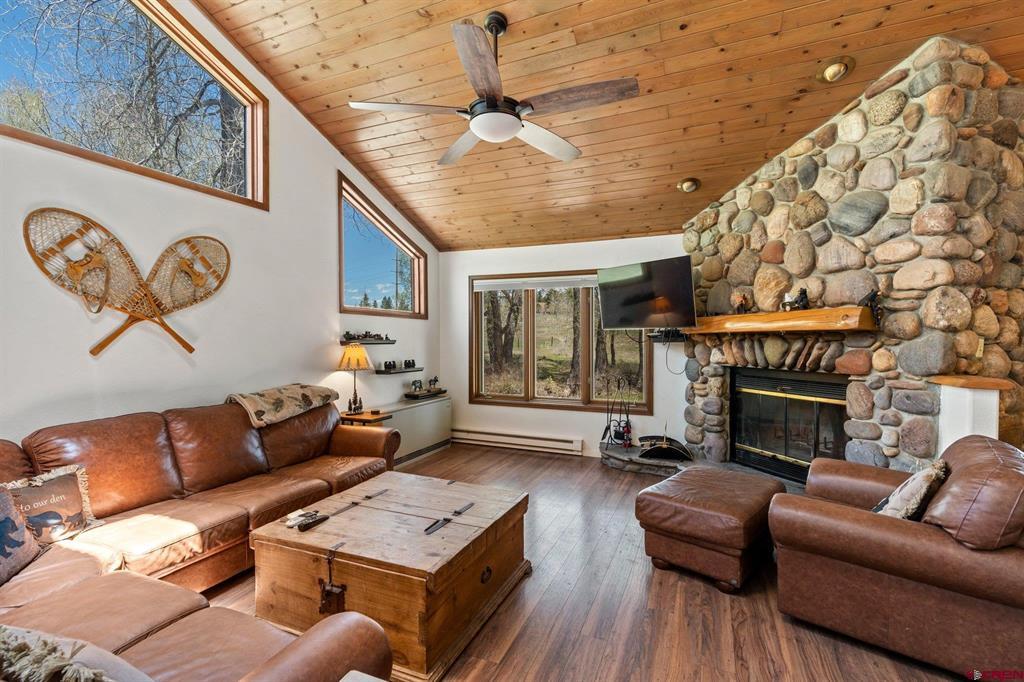 Durango, Colorado 81301, United States, 3 Bedrooms Bedrooms, ,3 BathroomsBathrooms,Residential,Active,136885