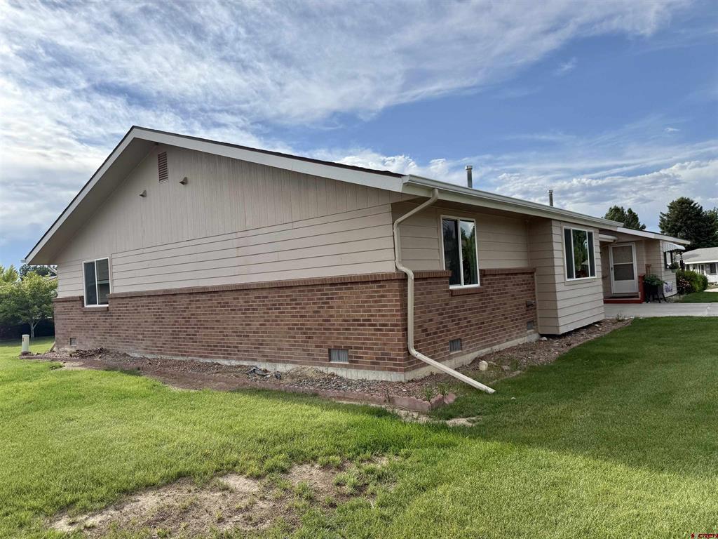 Montrose, Colorado 81401, United States, 2 Bedrooms Bedrooms, ,2 BathroomsBathrooms,Residential,Active,148705