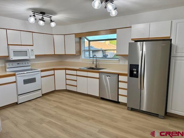 Montrose, Colorado 81401, United States, 2 Bedrooms Bedrooms, ,2 BathroomsBathrooms,Residential,Active,148705