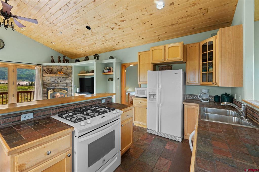 360 Wapiti Lane