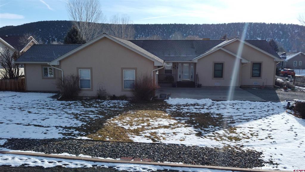 498 SE Birdie Circle