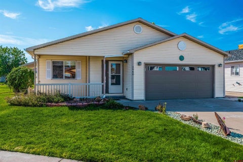 Photo of 1960 Bordeaux Court, Montrose, CO 81401 (MLS # 839602)