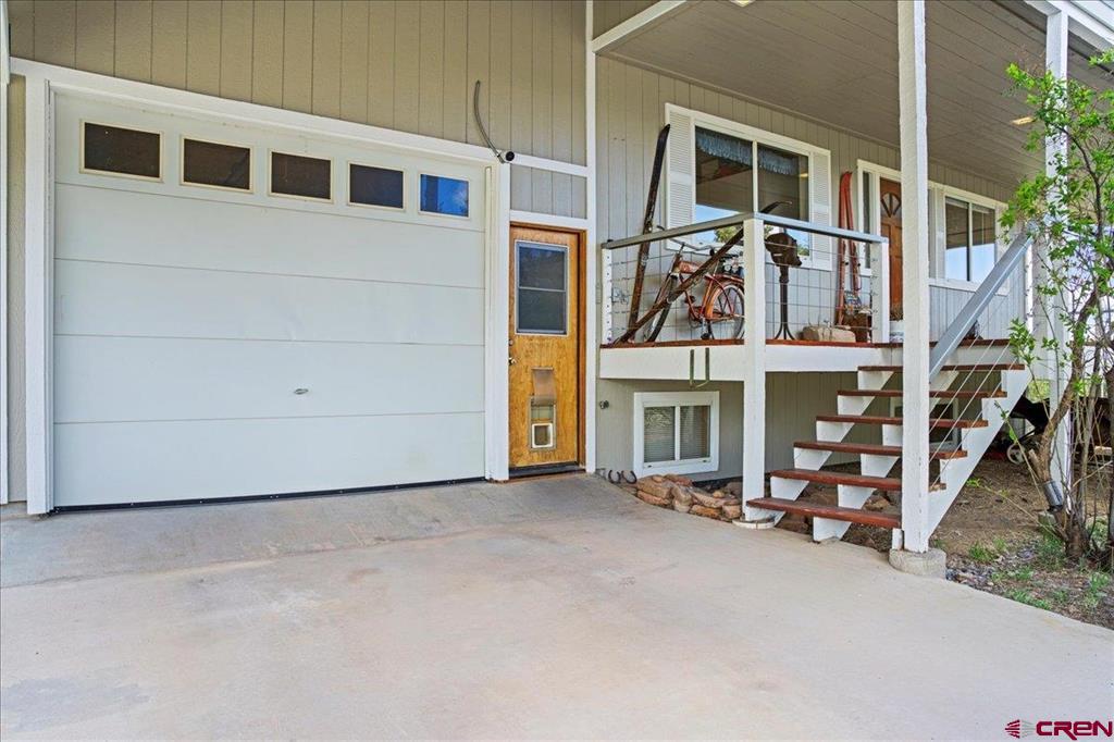 Montrose, Colorado, 81403, United States, 4 Bedrooms Bedrooms, ,4 BathroomsBathrooms,Residential,Active,2044564