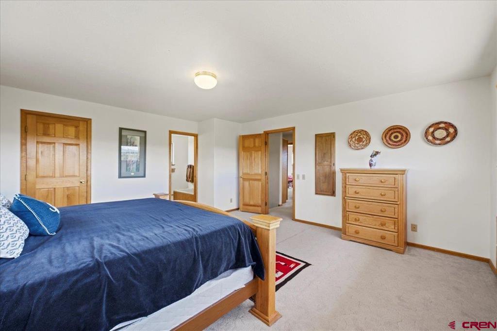 Montrose, Colorado, 81403, United States, 4 Bedrooms Bedrooms, ,4 BathroomsBathrooms,Residential,Active,2044564