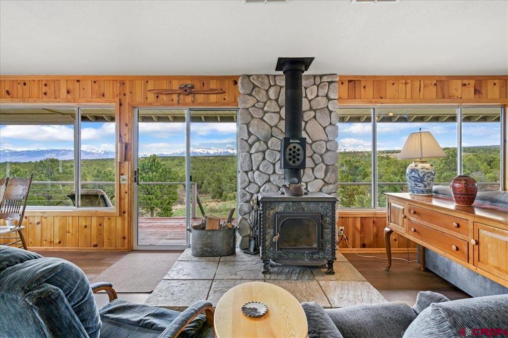 Montrose, Colorado, 81403, United States, 4 Bedrooms Bedrooms, ,4 BathroomsBathrooms,Residential,Active,2044564