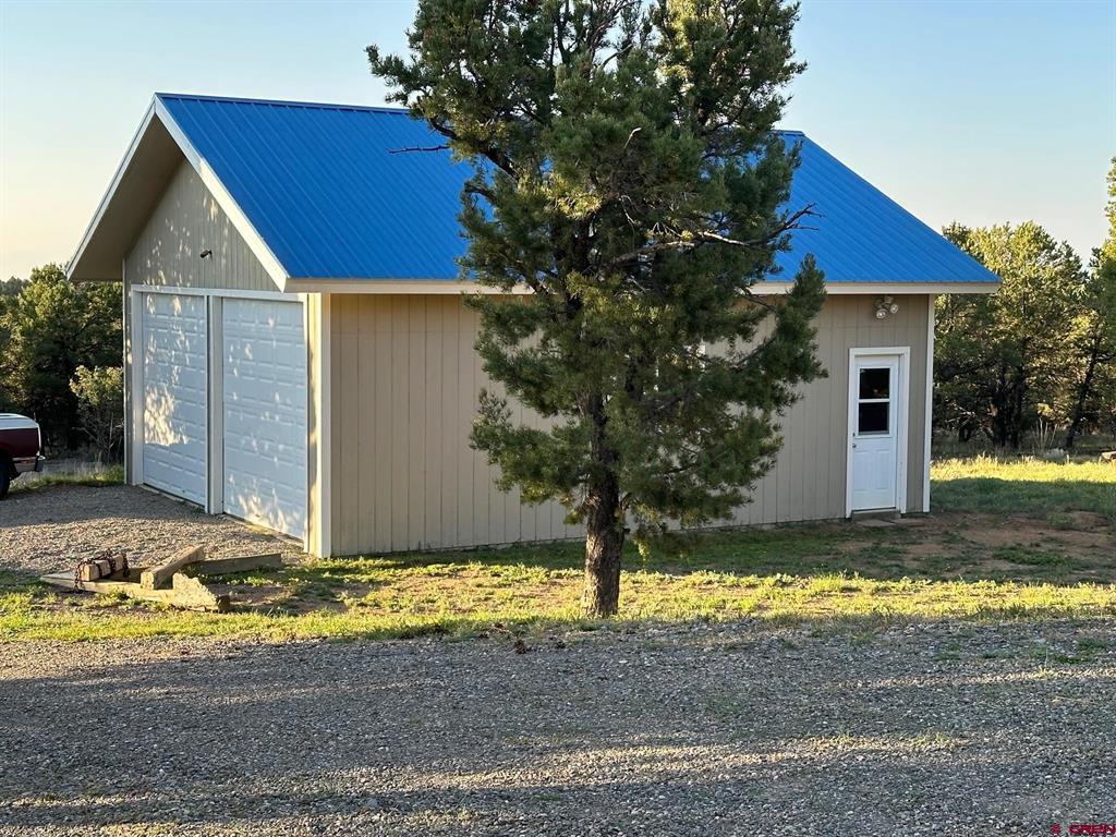 Montrose, Colorado, 81403, United States, 4 Bedrooms Bedrooms, ,4 BathroomsBathrooms,Residential,Active,2044564