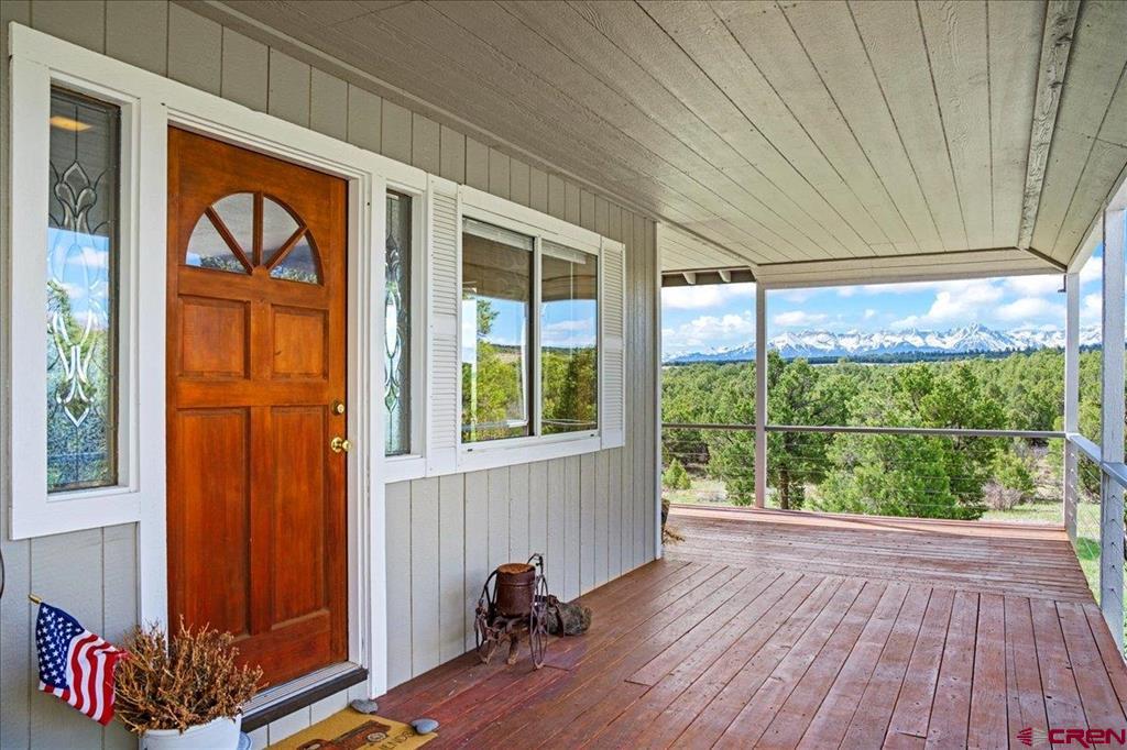 Montrose, Colorado, 81403, United States, 4 Bedrooms Bedrooms, ,4 BathroomsBathrooms,Residential,Active,2044564