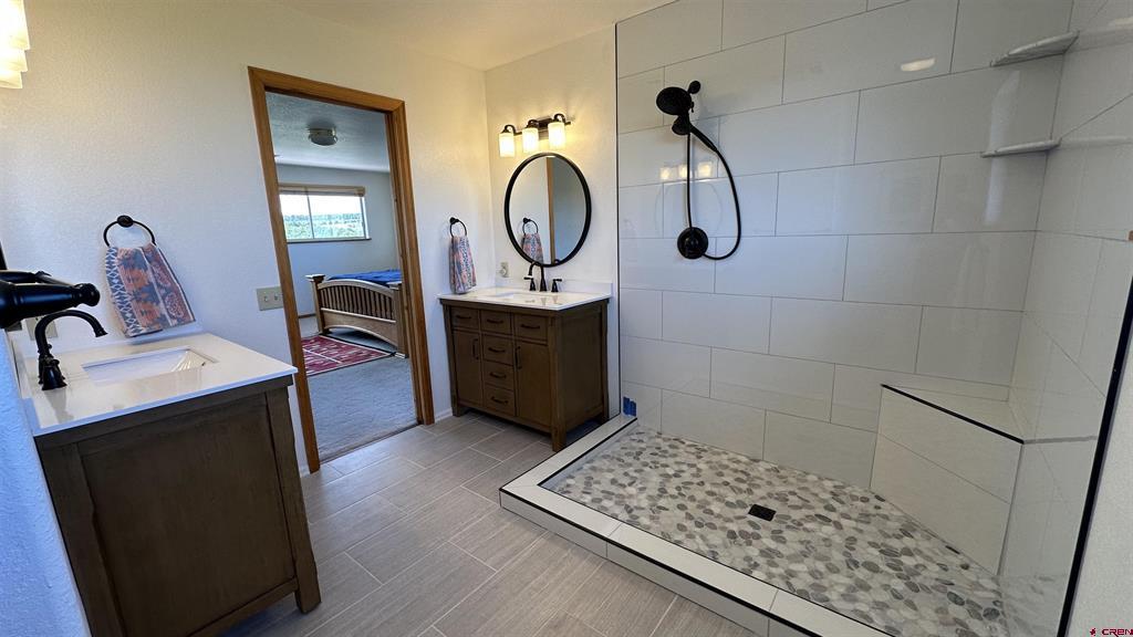 Montrose, Colorado, 81403, United States, 4 Bedrooms Bedrooms, ,4 BathroomsBathrooms,Residential,Active,2044564