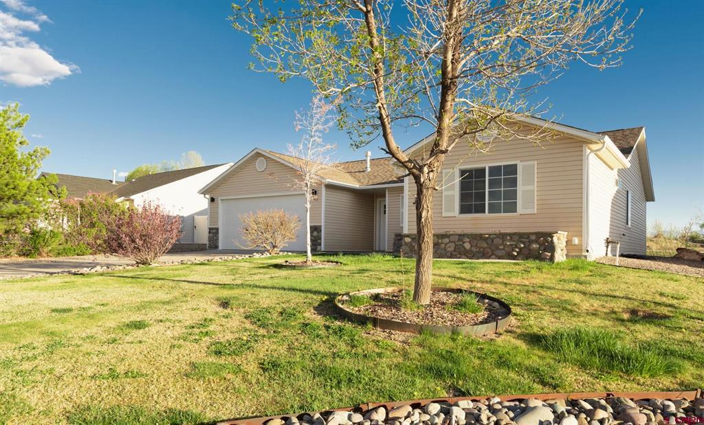 1512 Branding Iron Drive