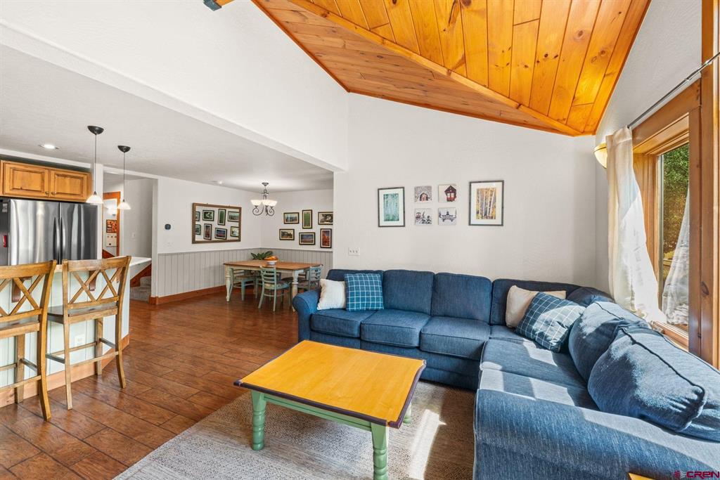 311 Cement Creek Road E