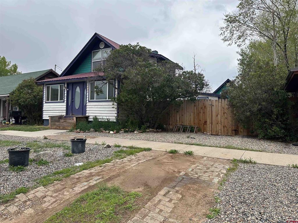 107 N Teller Street