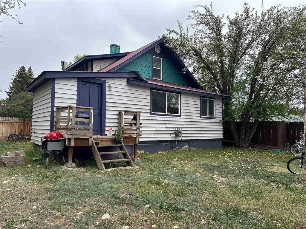 107 N Teller Street