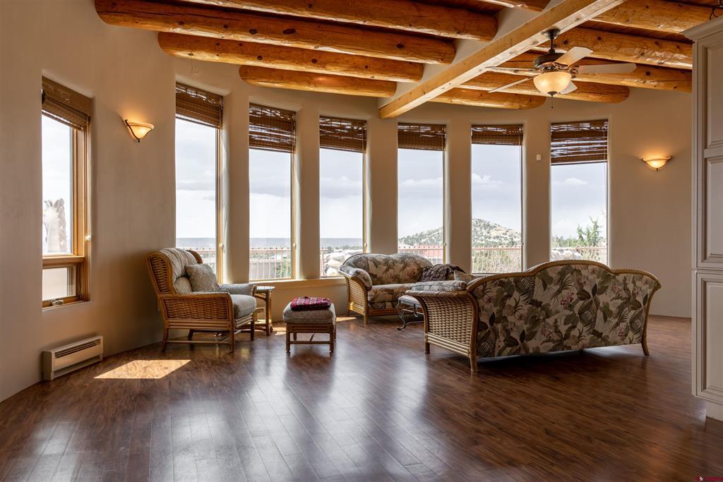 6255 Hood Mesa Trail