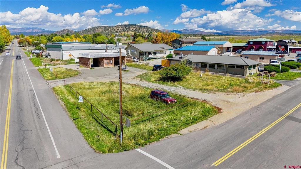 280 N Mountain View Drive