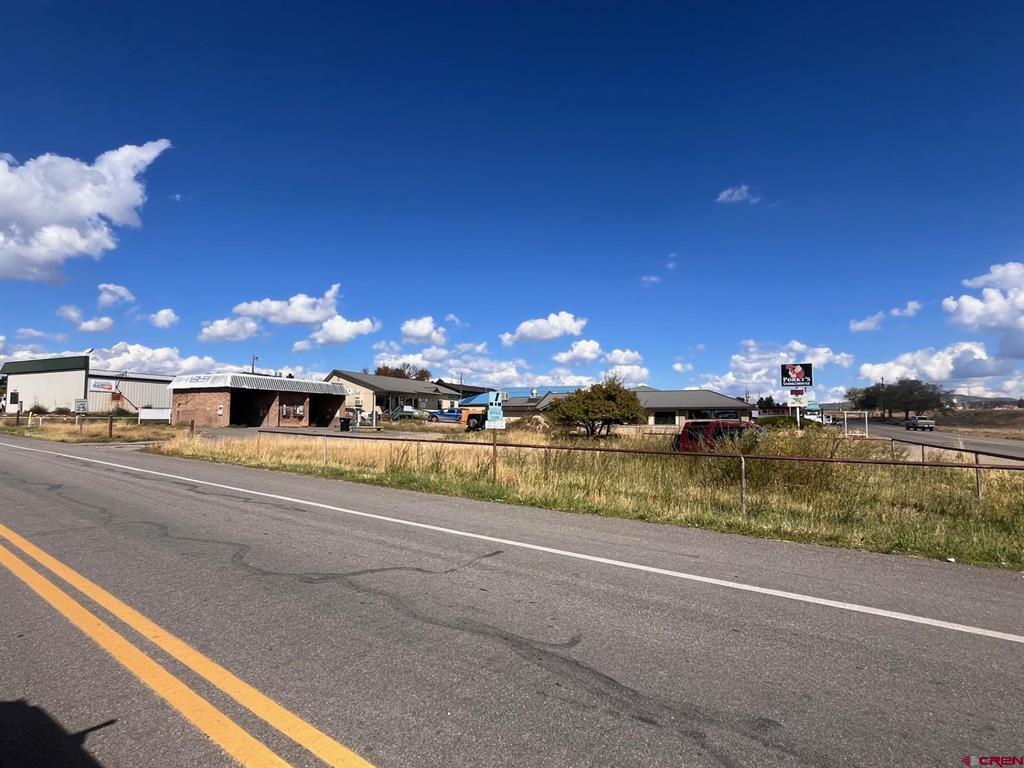 280 N Mountain View Drive