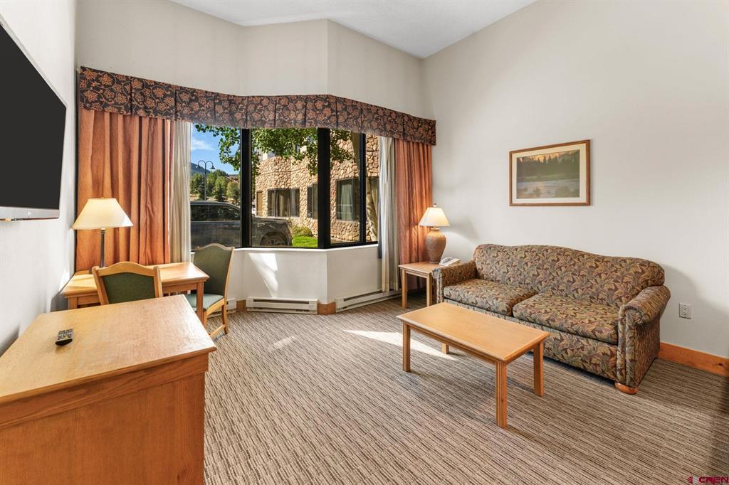 6 Emmons Road 154