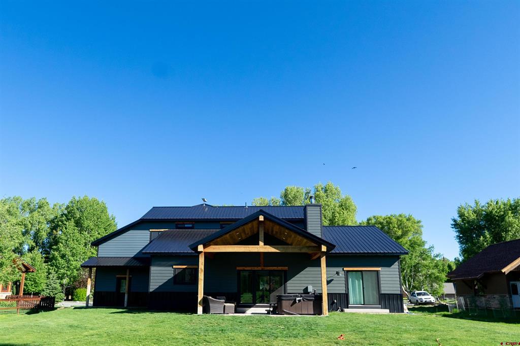 382 Tomichi Trail