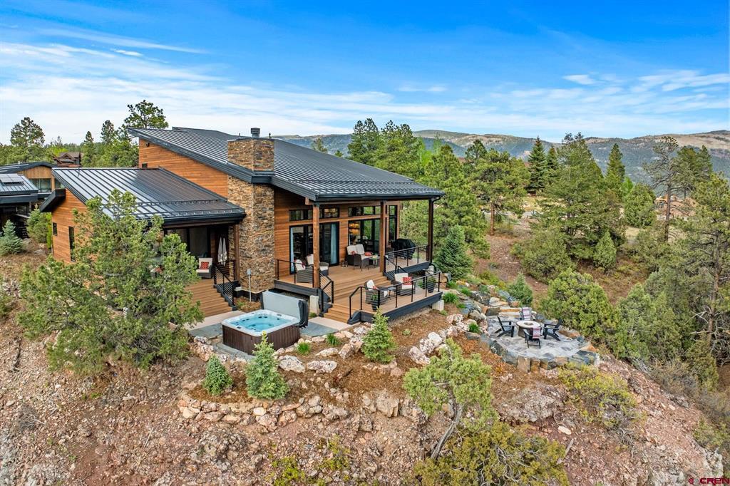490 Glacier Cliff Drive
