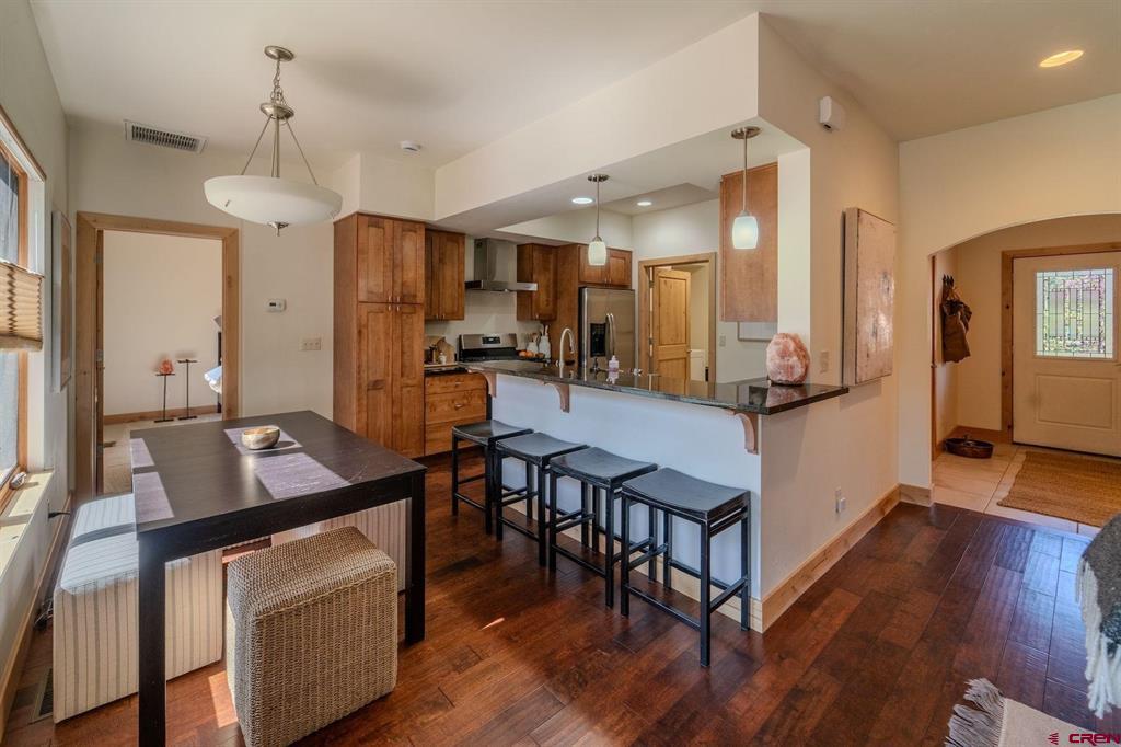8 Mountain Stream Court