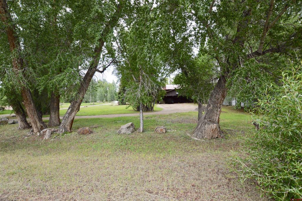 1412 W Gunnison Avenue