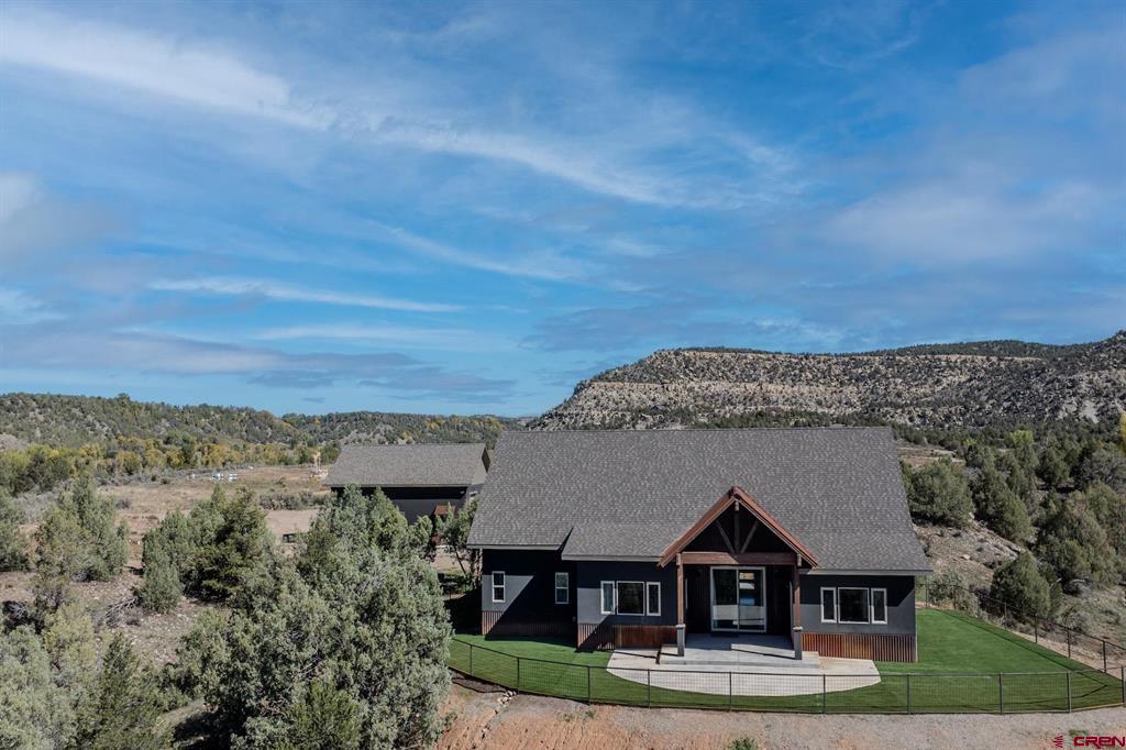 1700 Thoroughbred Road