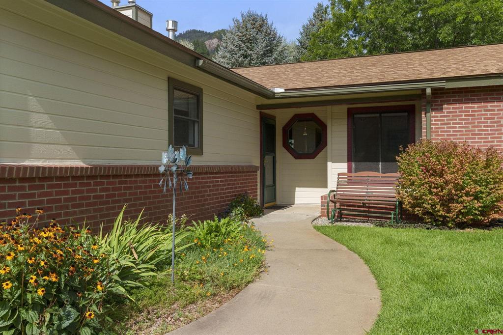 840 Waterfall Lane