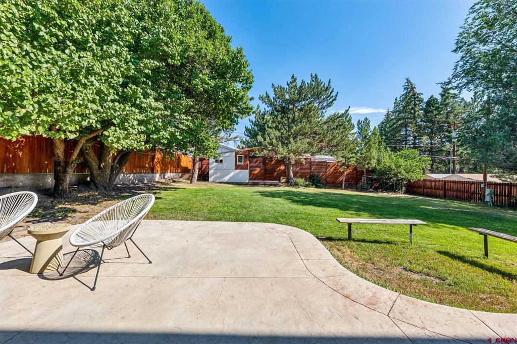 2180 Crestview Drive