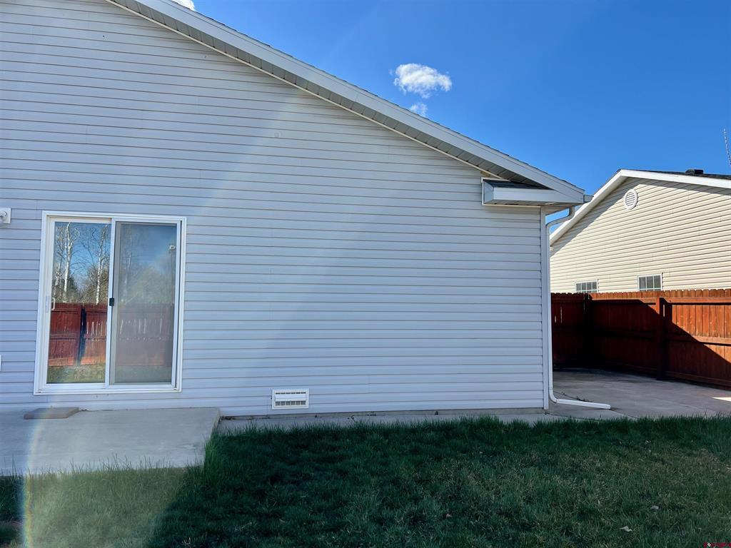 2753 Country Club Way