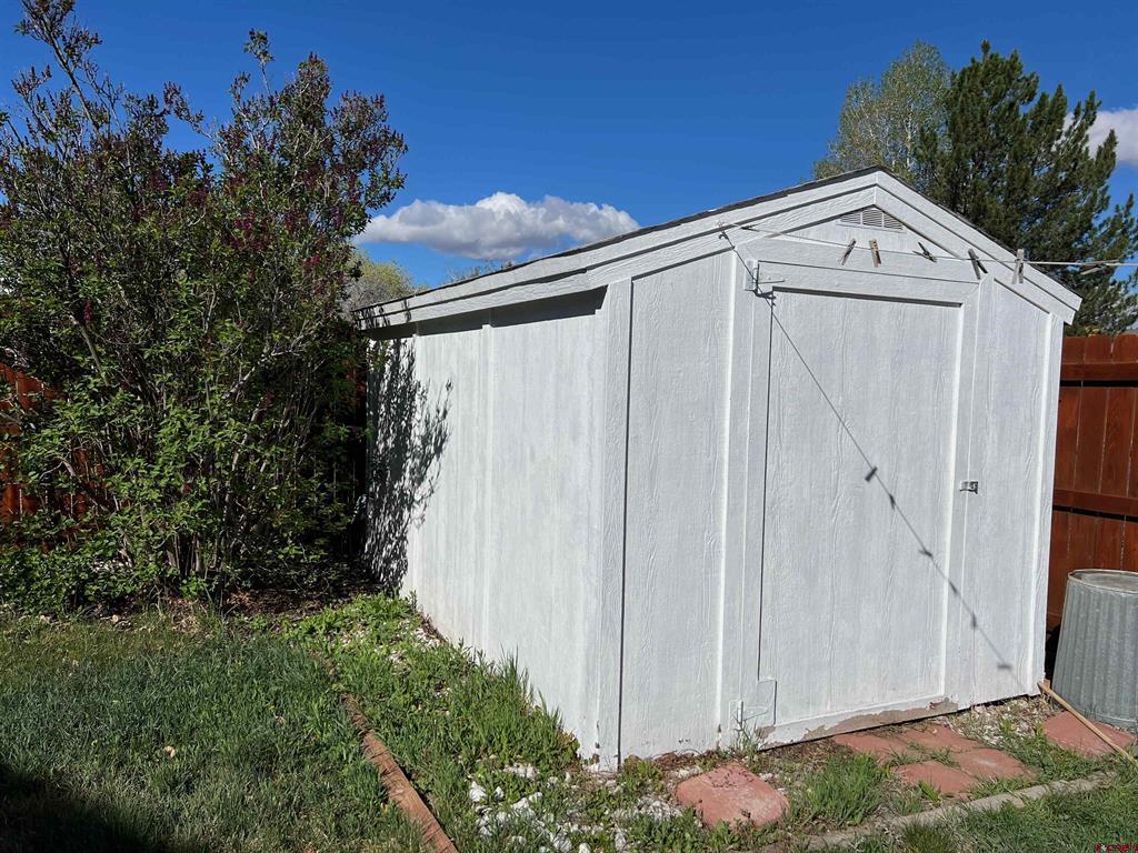 2753 Country Club Way