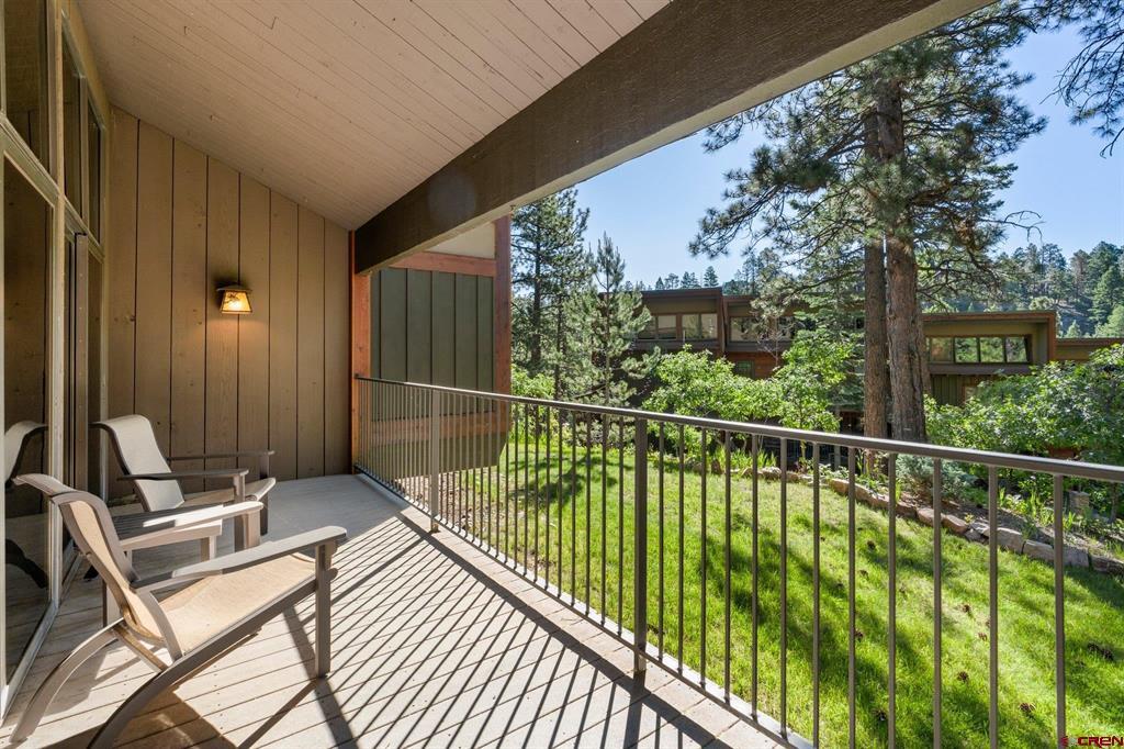 73 S Tamarron Drive 822