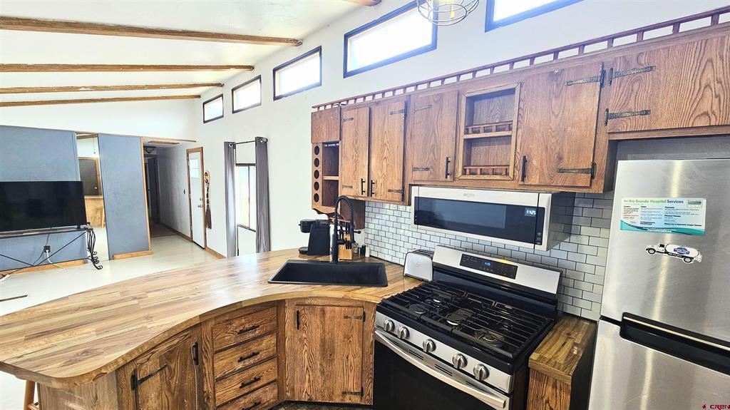 047 Comanche Peak Road