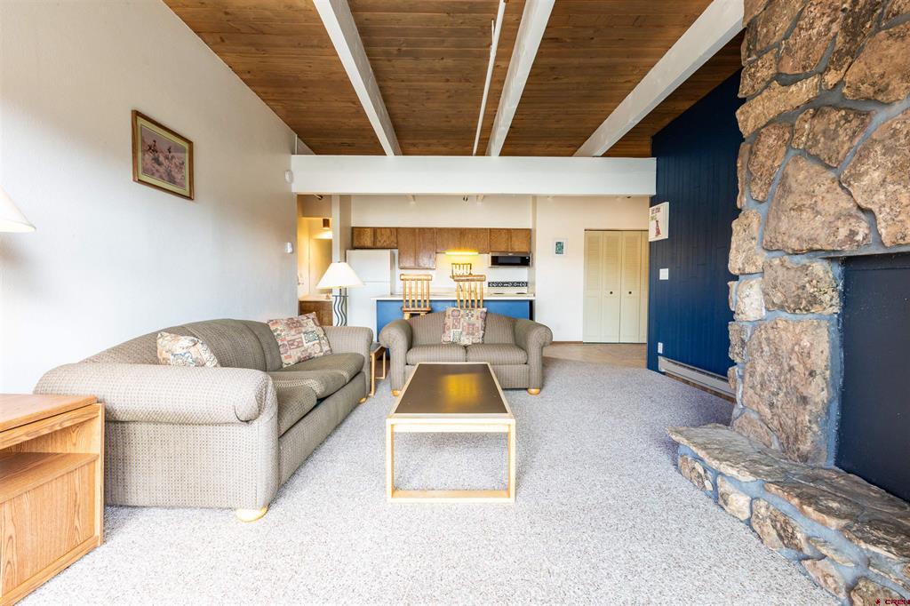 32 Hunter Hill Road B-203