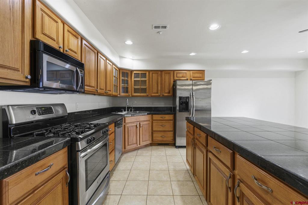 16 Sandstone Drive