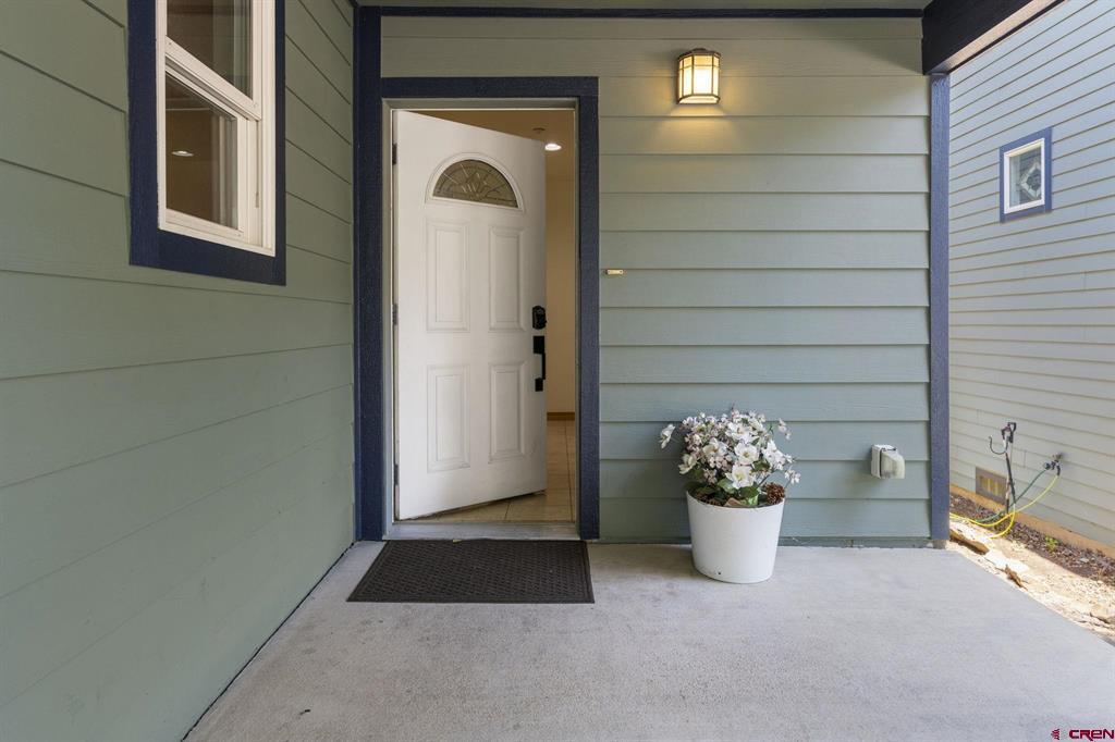 16 Sandstone Drive