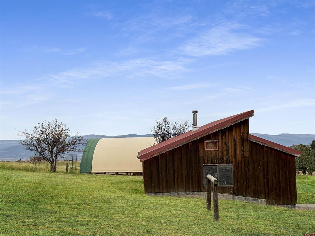 1830 Black Canyon Road