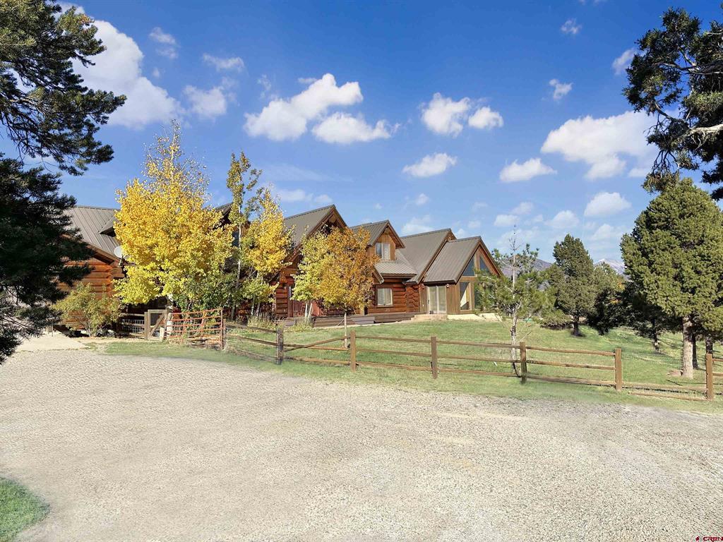 1830 Black Canyon Road